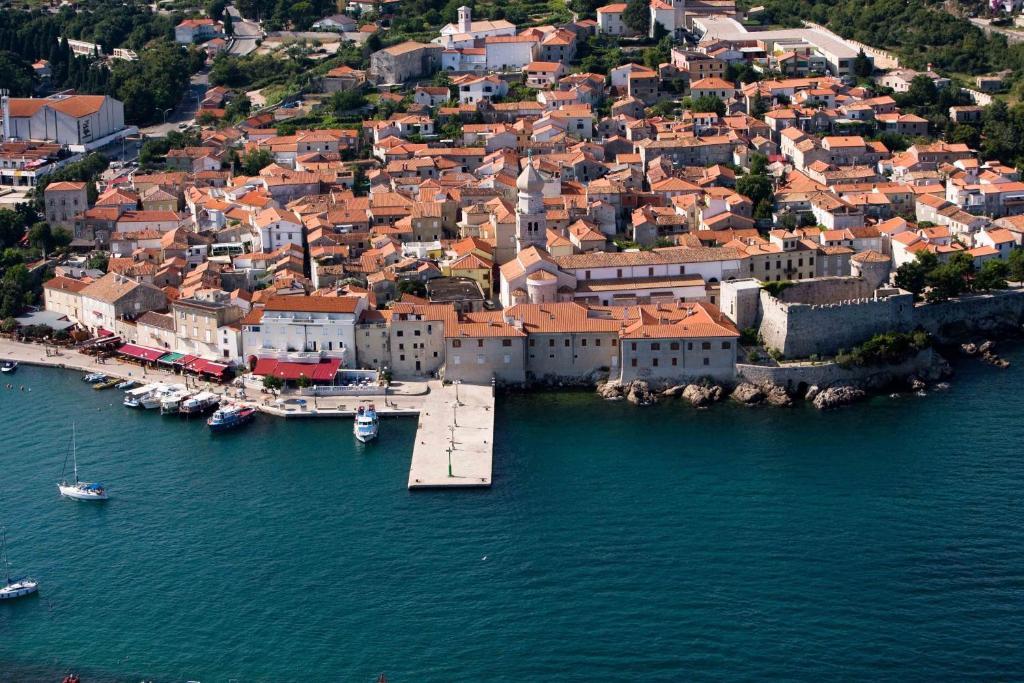 Valamar Camping Jezevac Krk Town Εξωτερικό φωτογραφία